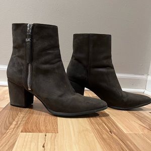 Michael Korda suede dark grey booties - Size 7.5